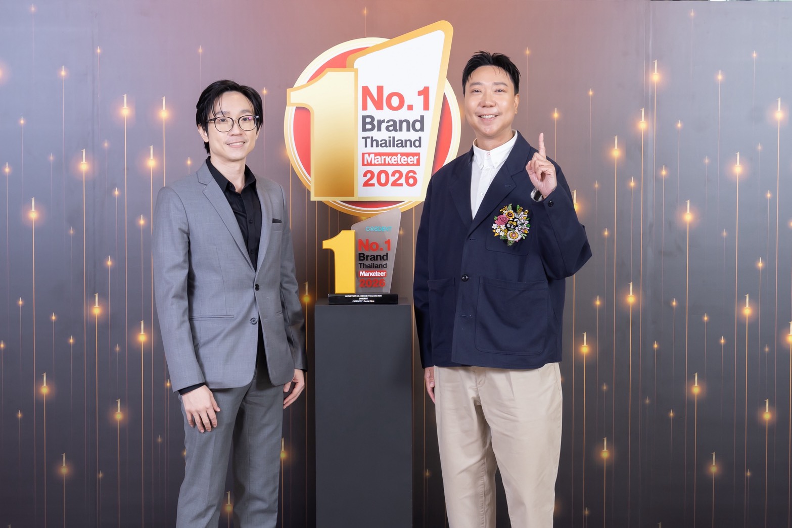 “Cosdent” ตอกย้ำผู้นำด้านทันตกรรม คว้ารางวัล “Marketeer No.1 Brand Thailand 2026” ต่อเนื่อง 3 ปีซ้อน พร้อมเปิดเกมรุกปี 2569 ยกระดับการบริการด้วยผู้ช่วยส่วนตัว ขับเคลื่อนตลาด Dental Wellness Tourism สู่ระดับสากล