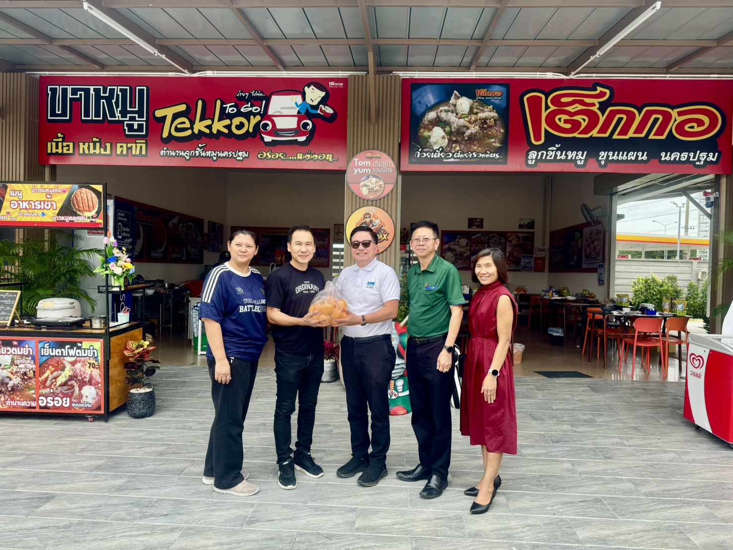 “APM” แสดงความยินดี “เต็กกอทูโก” เปิดสาขาใหม่