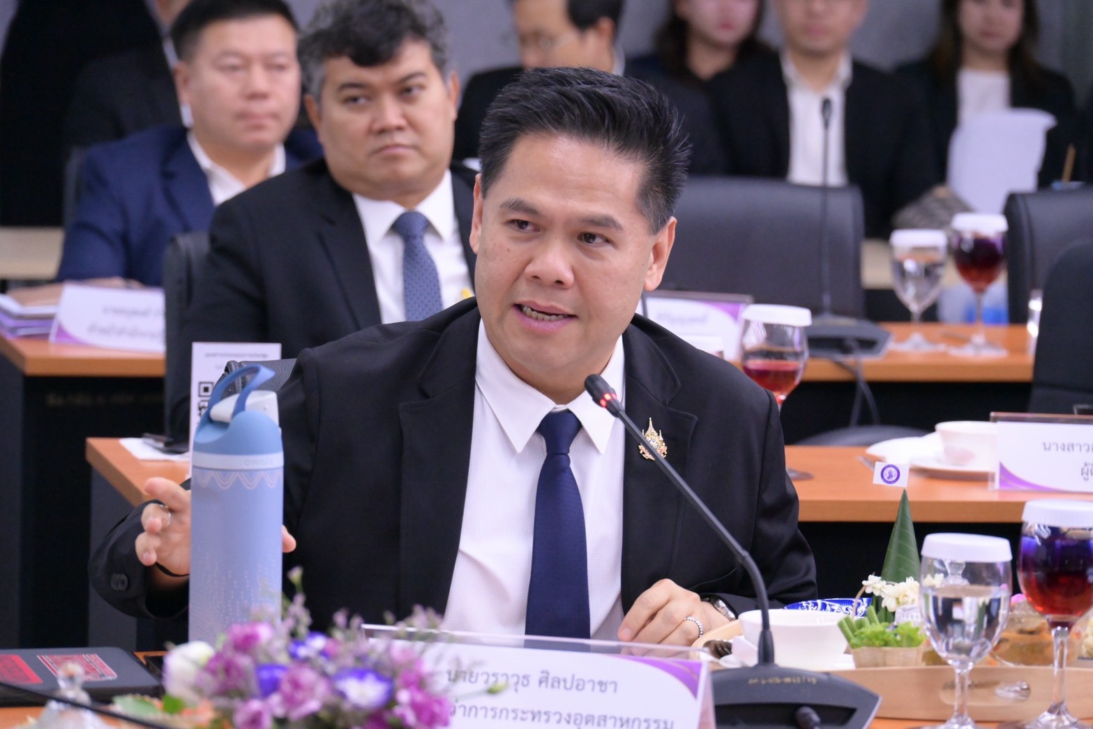 “วราวุธ” โชว์ผล กอช. ดัน Made in Thailand –ส่งเสริมอุตสาหกรรมภายในประเทศ ไม่ทิ้งยานยนต์สันดาปภายใน-หนุนใช้ Biofuel ลดนำเข้า เสริมขีดแข่งขัน