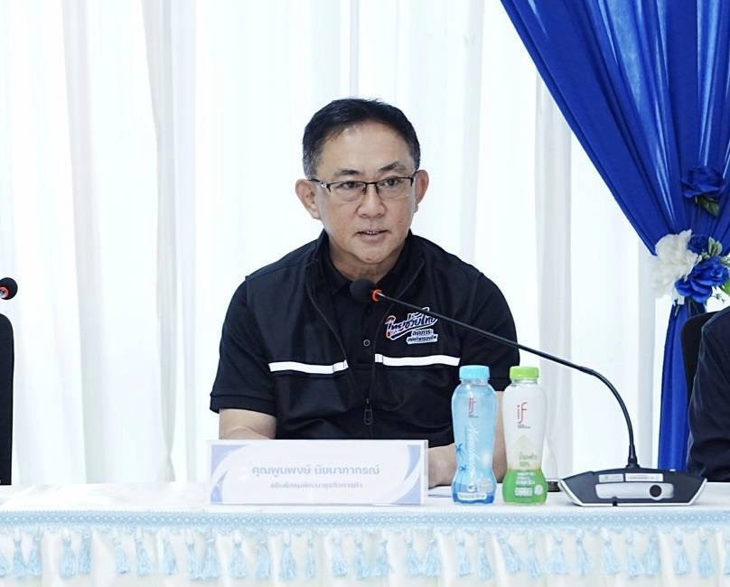 “พาณิชย์” ลงพื้นที่ อ.สามพราน จ.นครปฐม ติดตามสถานการณ์และแก้ปัญหาปลอมปนน้ำมะพร้าวตามข้อสั่งการนายกรัฐมนตรี