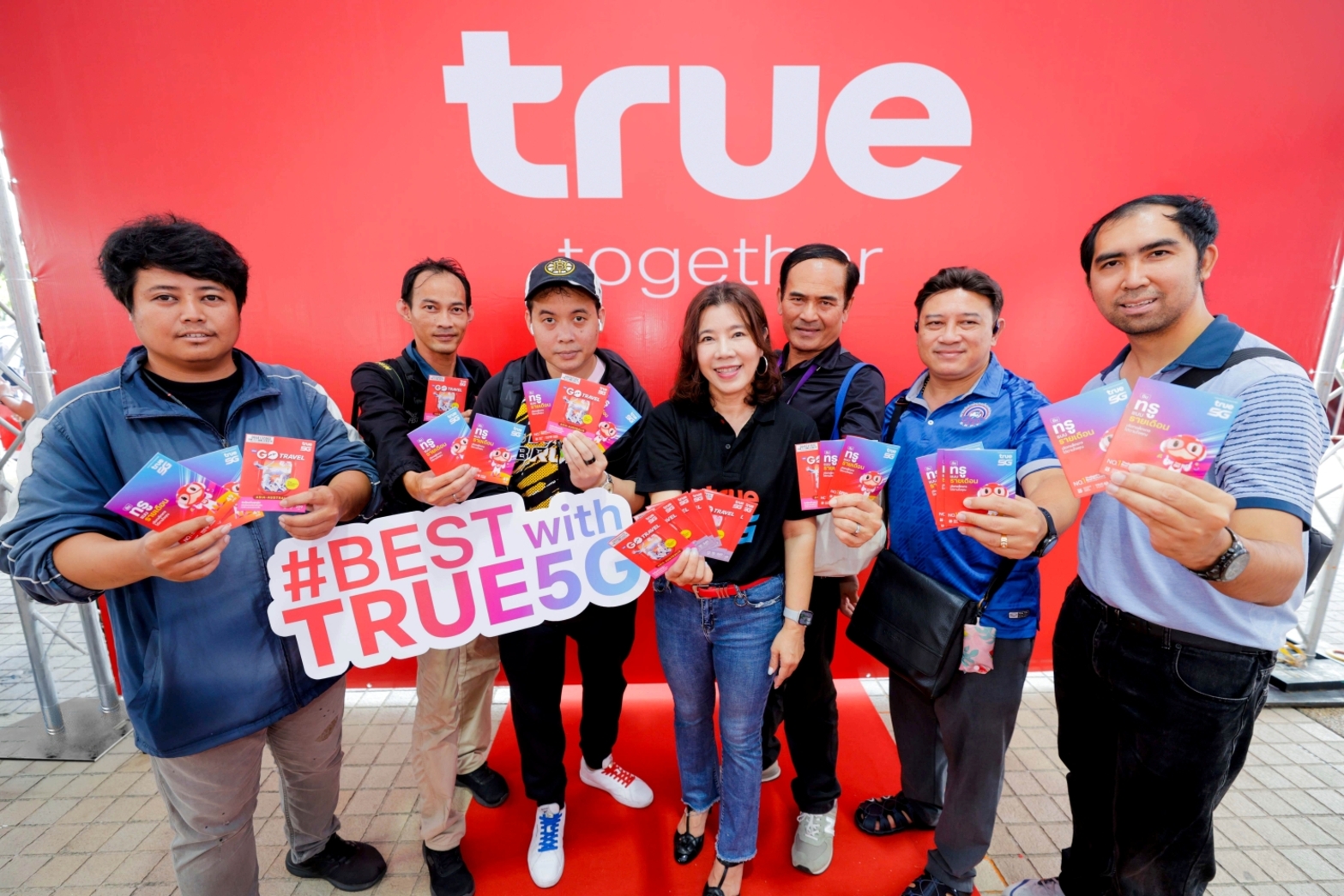 “ทรู” เสริมทัพสื่อไทยรายงานสดจากสนามเอเชียนเกมส์ 2026 มอบ GO Travel SIM โทรฟรี เน็ตฟรี จากญี่ปุ่น ส่งทุกความเคลื่อนไหวถึงแฟนกีฬาไทย