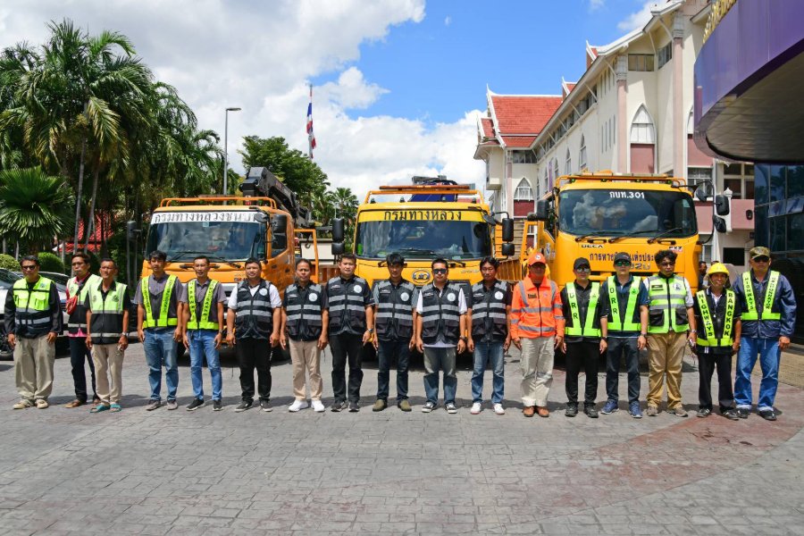 “สิริพงศ์” ระดมพาหนะกู้ภัยกว่า 160 คัน ลุยช่วยผู้ประสบอุทกภัย กทม. – ภาคกลาง – ภาคตะวันออก