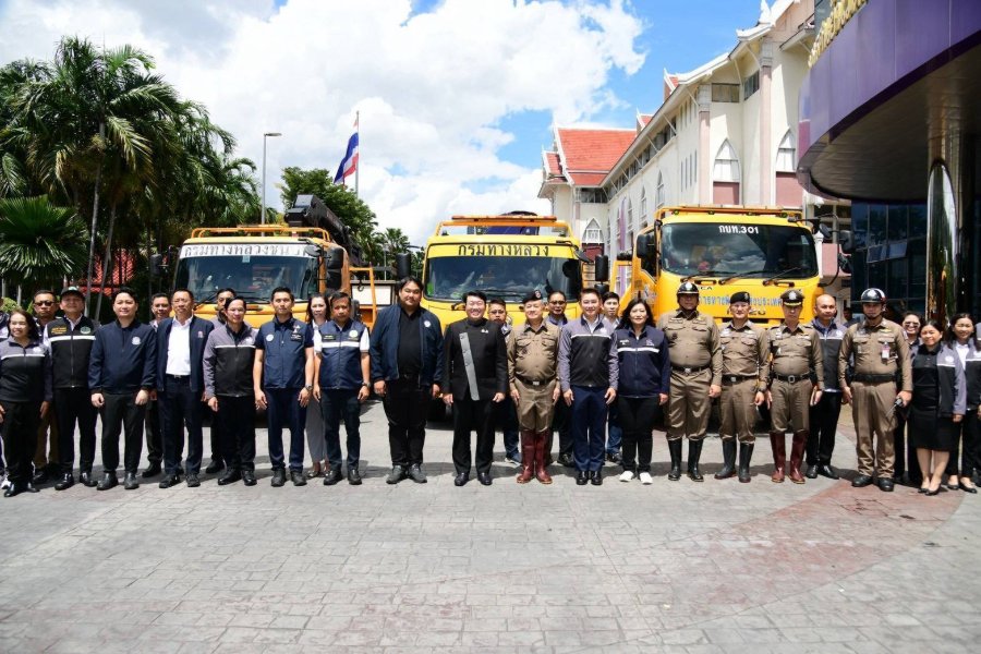 “กทพ.” ร่วมสนับสนุน “กระทรวงคมนาคม” ระดมพาหนะ เครื่องจักร และอุปกรณ์ ช่วยเหลือผู้ประสบอุทกภัย