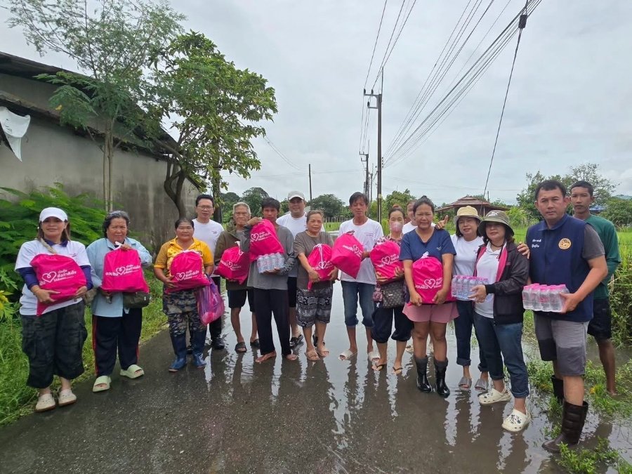 “ออมสิน” รวมพลังช่วยผู้ประสบภัยน้ำท่วมหลายจังหวัด ส่ง “ถุงออมสินห่วงใย” แล้วกว่า 7,000 ชุด เดินหน้าช่วยต่อเนื่อง