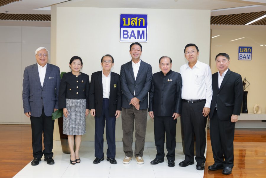 “BAM” เปิดบ้านต้อนรับ 2 คณะกรรมาธิการวุฒิสภา ชูแนวคิดเปลี่ยน “หนี้เสีย” ให้เป็น “หนี้สุข” ผลักดันนโยบายแก้หนี้ที่เป็นธรรมและยั่งยืน สร้างโอกาสใหม่ให้คนไทย