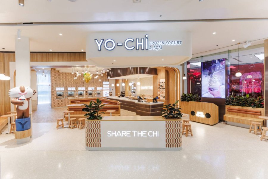 ตลาดโยเกิร์ตเดือดอีก! “Yo-Chi” แบรนด์ดังออสเตรเลีย บุกประเทศไทย ปักหมุดสาขาใหญ่สุดใน Southeast Asia ที่เซ็นทรัลเวิลด์ ชูคอนเซปต์ “ผับที่ไม่มีเบียร์” อนาคตมีแผนขยายสาขาในกรุงเทพ-ภูมิภาคอื่นเพิ่ม