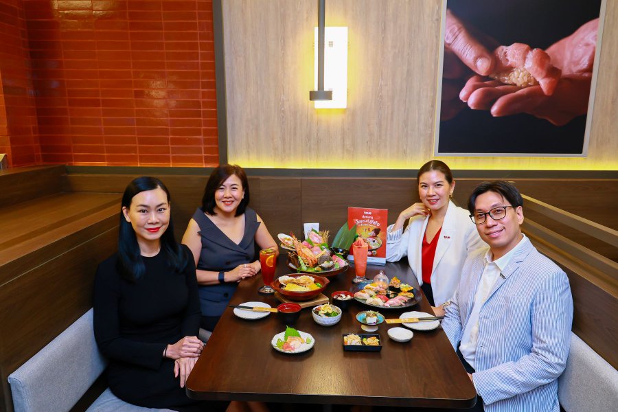 “เซ็นทรัลพัฒนา” จับมือ “ทรู” ชวน "อิ่มกับทรู มื้อไหนก็ฮีลใจ" จัดเต็มส่วนลดลูกค้าทรู ดีแทค พร้อมแลกคะแนนร้านอร่อยเอ็กซ์คลูซีฟ ที่เซ็นทรัลทั่วประเทศ